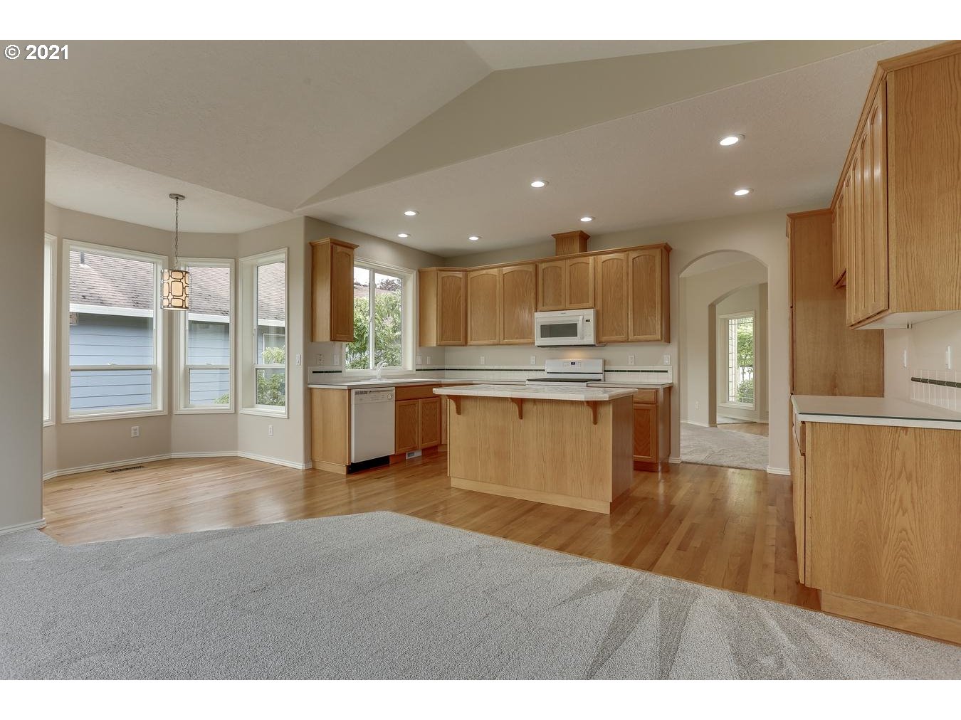 5054 Southeast 11th Way Gresham, OR 97080 - Photo 12 of 31