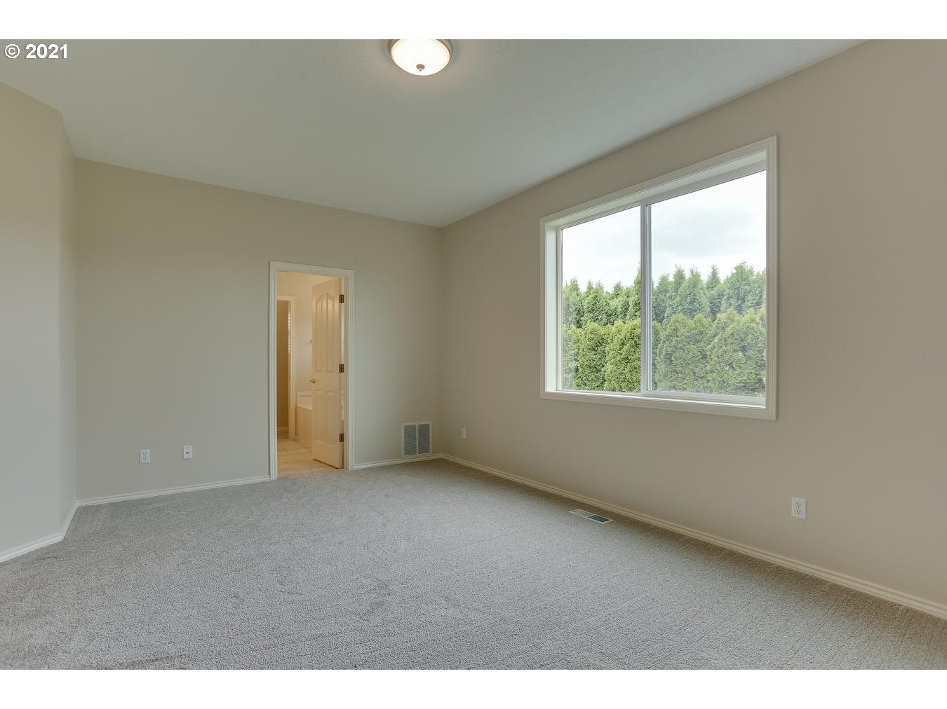 5054 Southeast 11th Way Gresham, OR 97080 - Photo 17 of 31