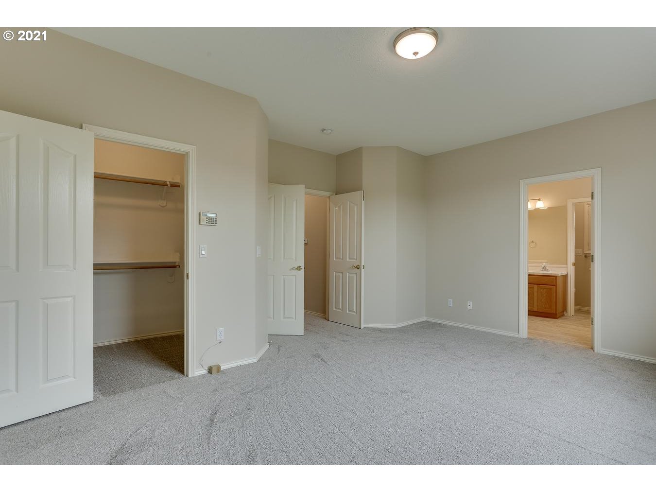 5054 Southeast 11th Way Gresham, OR 97080 - Photo 18 of 31