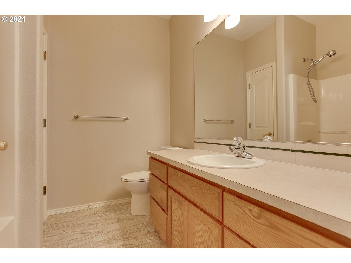 5054 Southeast 11th Way Gresham, OR 97080 - Photo 23 of 31