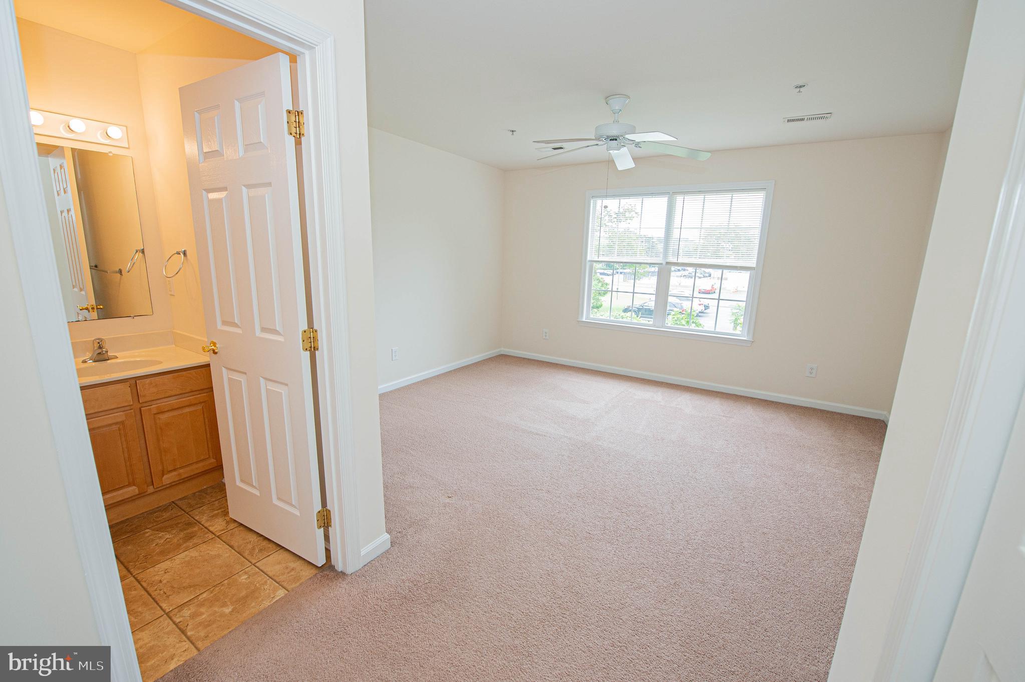 438 Parkview Court, Unit E Salisbury, MD 21804 - Photo 65 of 95