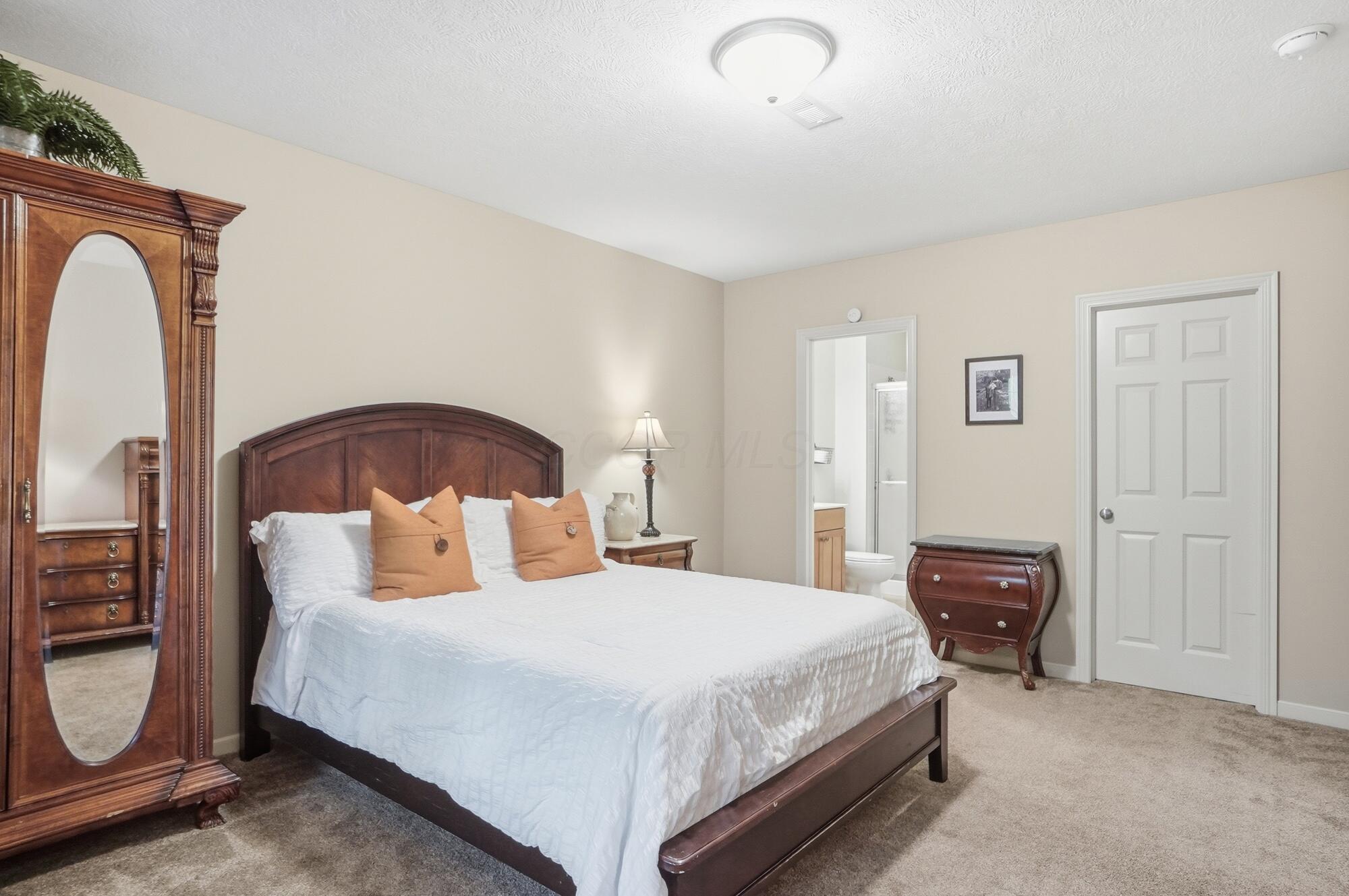 1167 Cross Creeks Ridge Pickerington, OH 43147 - Photo 66 of 91 Primary Suite