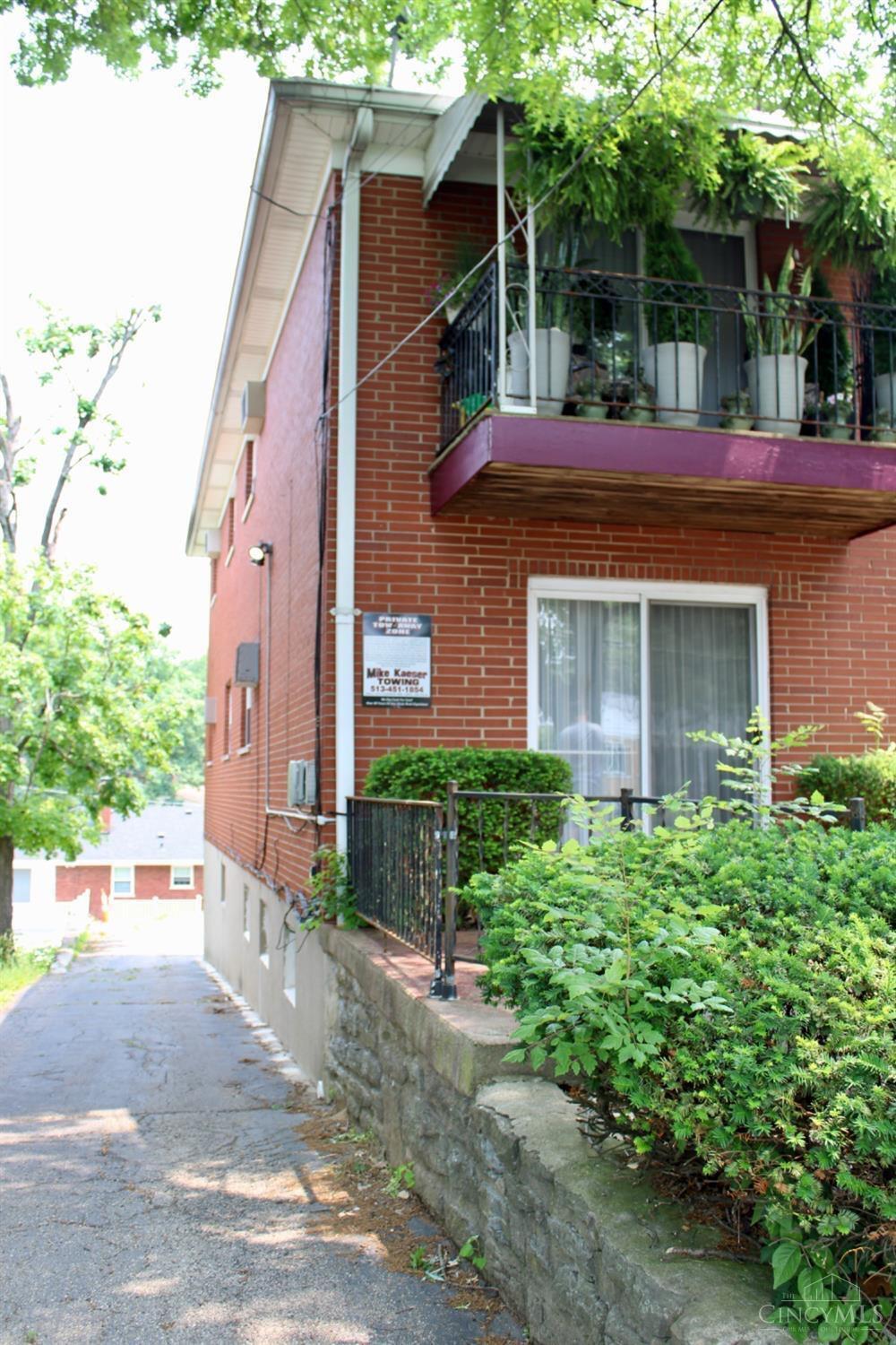 2932 Ferguson Road Cincinnati, OH 45238 - Photo 3 of 16 Gallery Image 3
