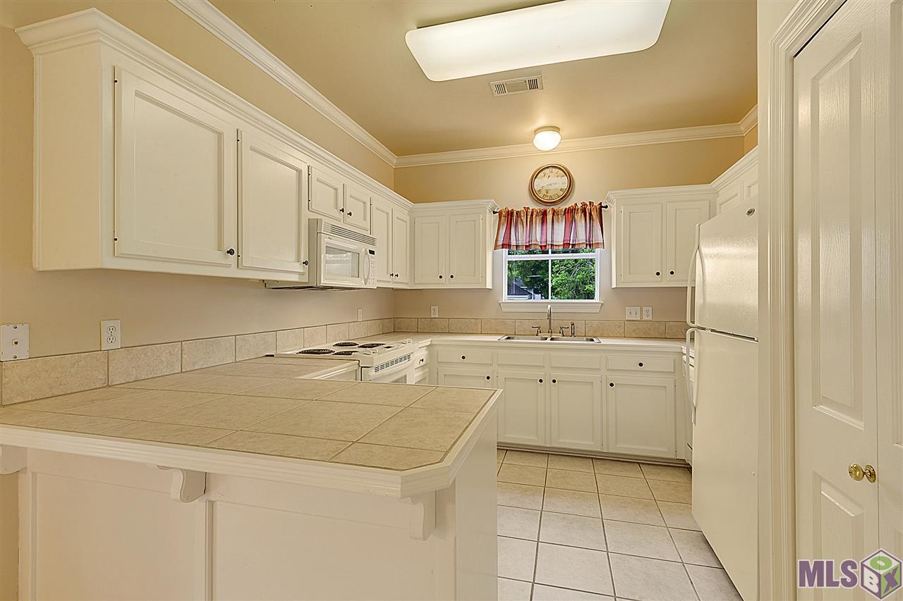 365 Springhaven Drive Baton Rouge, LA 70810 - Photo 3 of 8