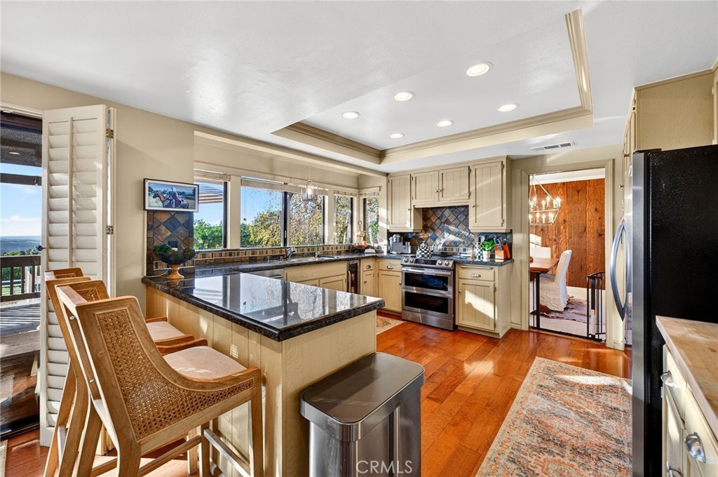 13592 Sundance Road Valley Center, CA 92082 - Photo 15 of 68