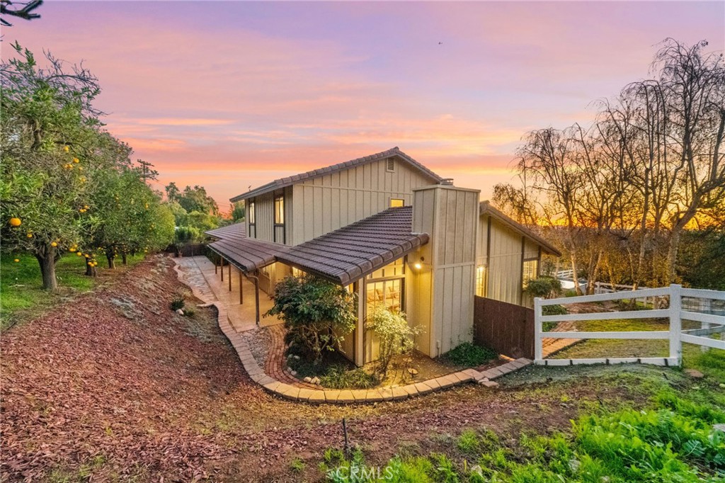 13592 Sundance Road Valley Center, CA 92082 - Photo 7 of 68