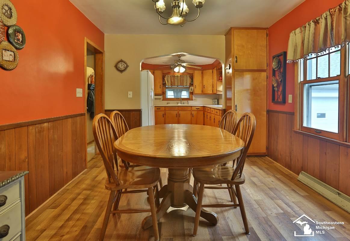 7770 Ida East Road Ida, MI 48140 - Photo 7 of 26 31362717-7.JPG