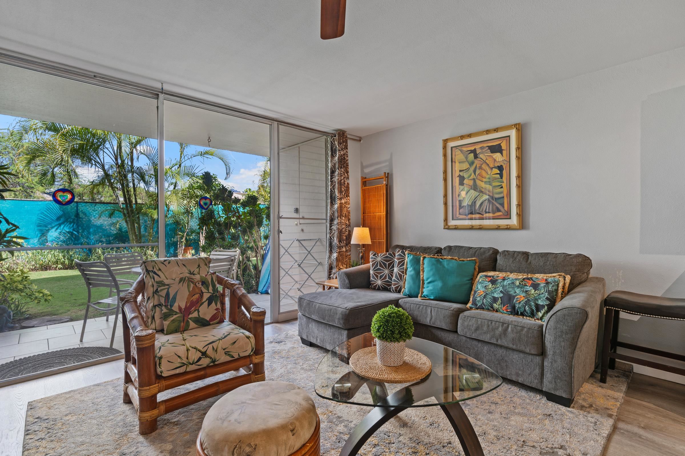 2495 South Kihei Road, Unit 155 Kihei, HI 96753 - Photo 13 of 33 a living room with furniture and a potted plant