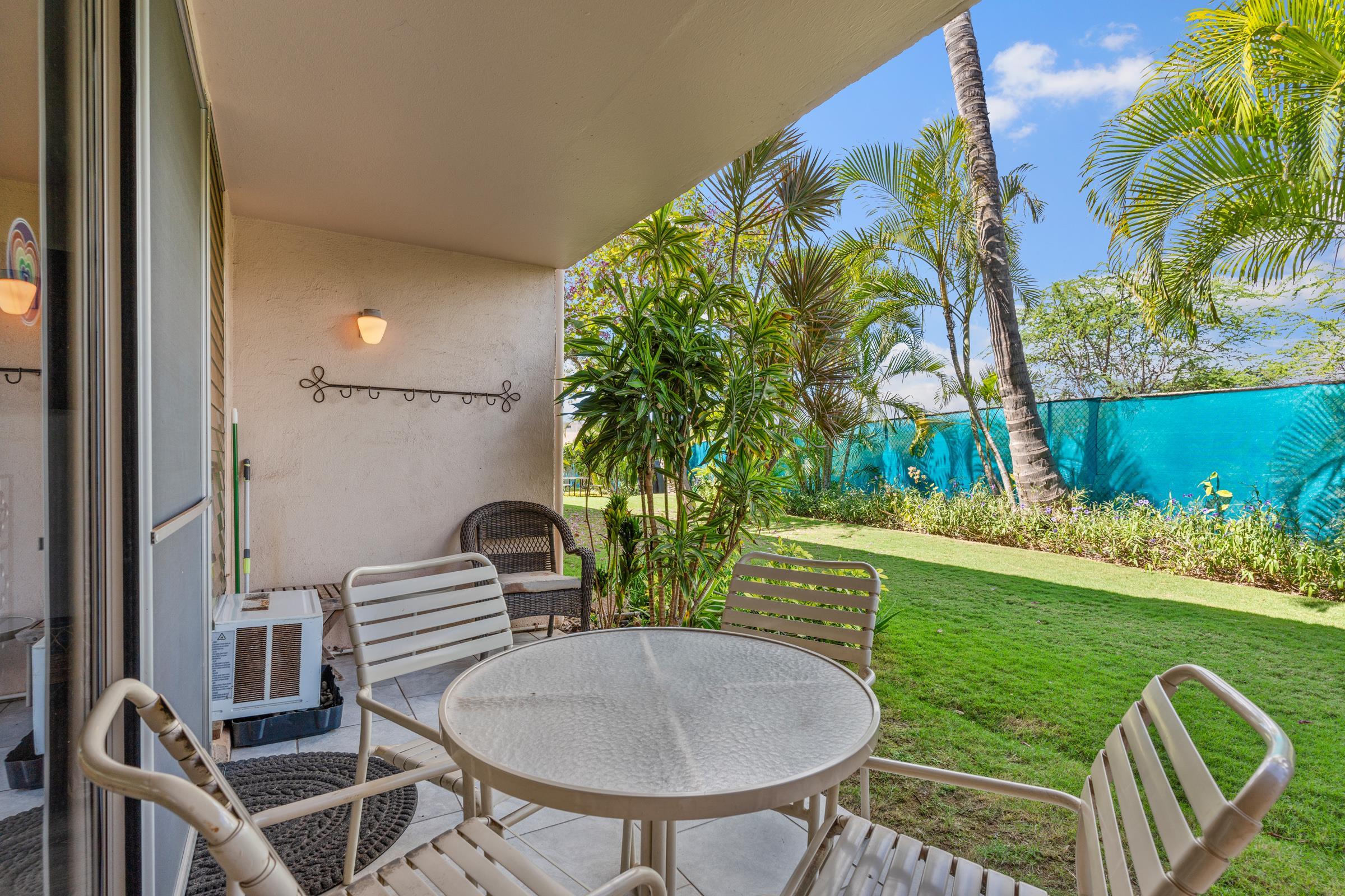 2495 South Kihei Road, Unit 155 Kihei, HI 96753 - Photo 4 of 33 a balcony with table and chairs