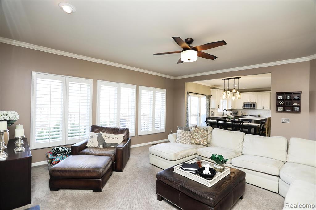 1216 Letica Drive Rochester, MI 48307 - Photo 4 of 8
