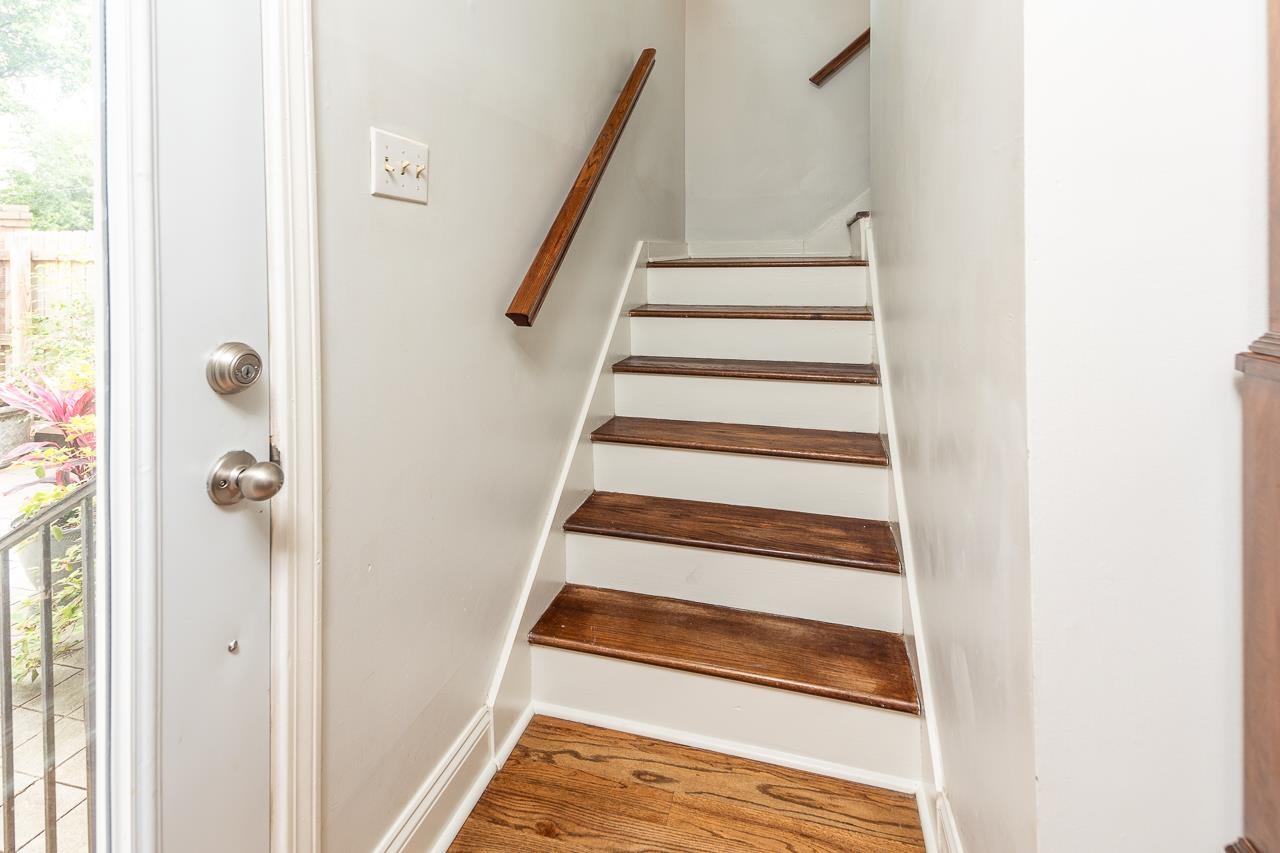 6945 Amberly Road, Unit 6945 Memphis, TN 38119 - Photo 15 of 40 Gallery Image 15