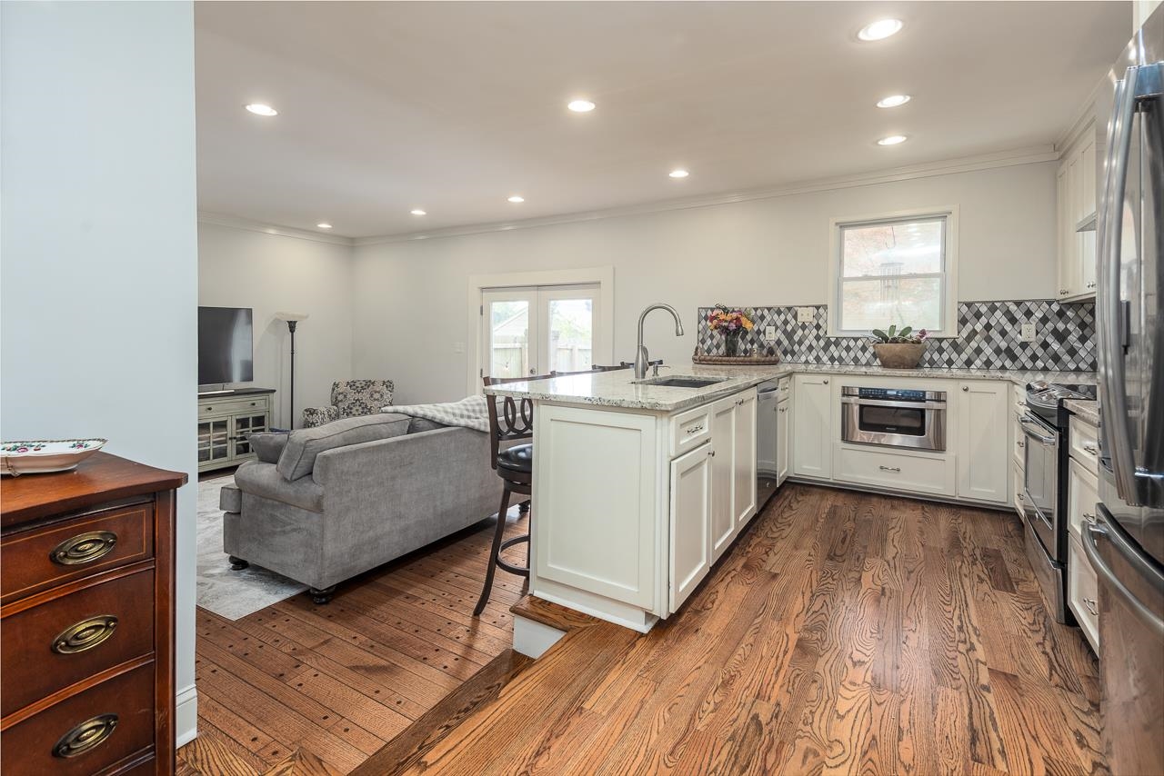 6945 Amberly Road, Unit 6945 Memphis, TN 38119 - Photo 4 of 40 Gallery Image 4