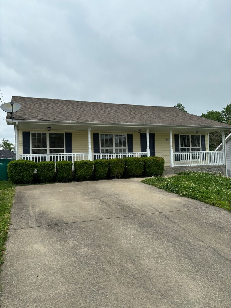 2863 Rome Lane Clarksville, TN 37040 - Photo 2 of 22