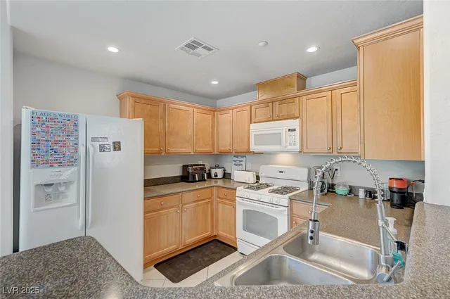 $215,000 | 6745 Caporetto Lane, Unit 102, North Las Vegas, NV 89084