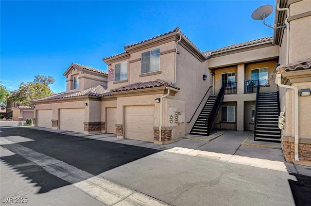 $215,000 | 6745 Caporetto Lane, Unit 102, North Las Vegas, NV 89084