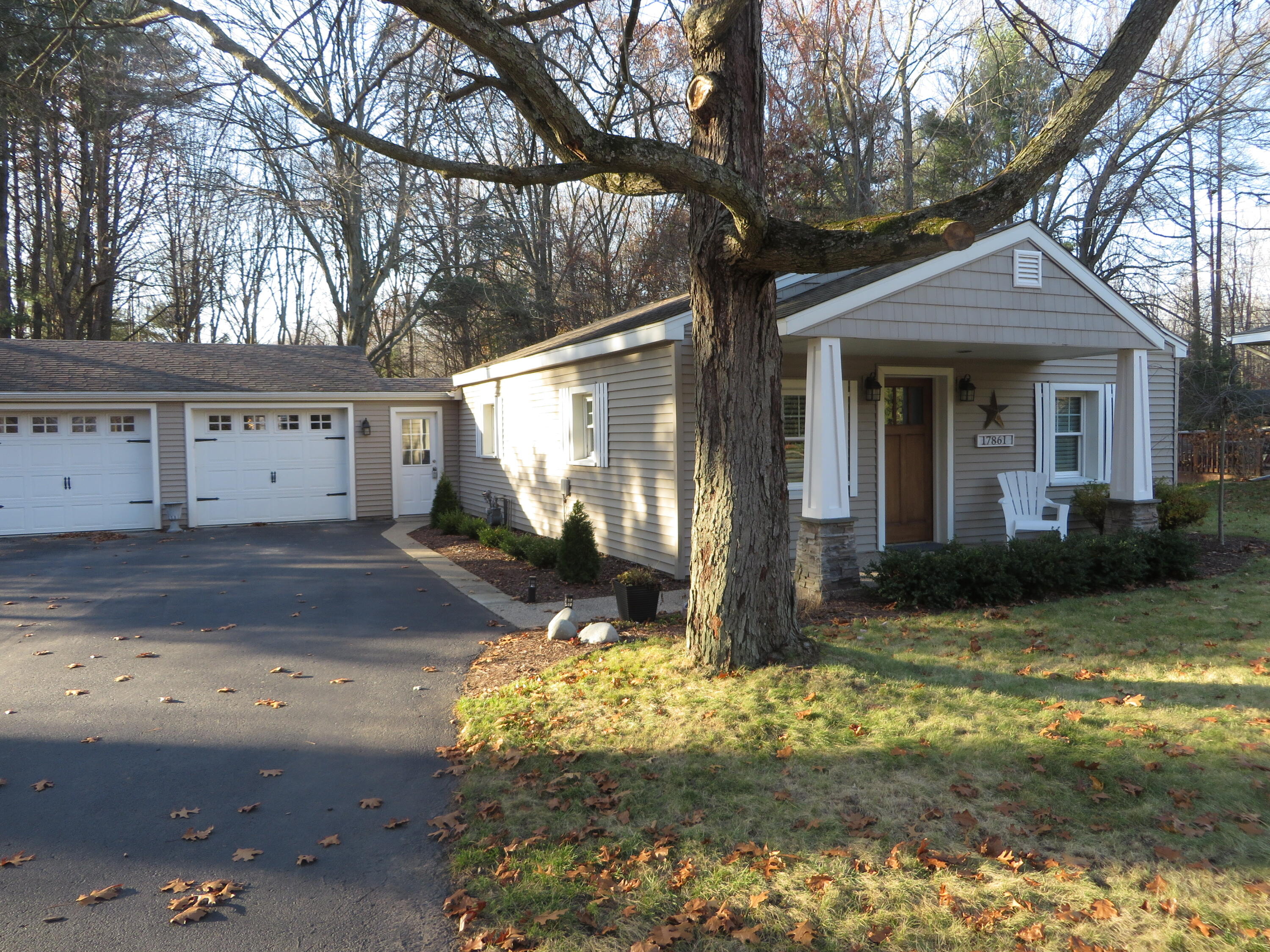 Front view of home