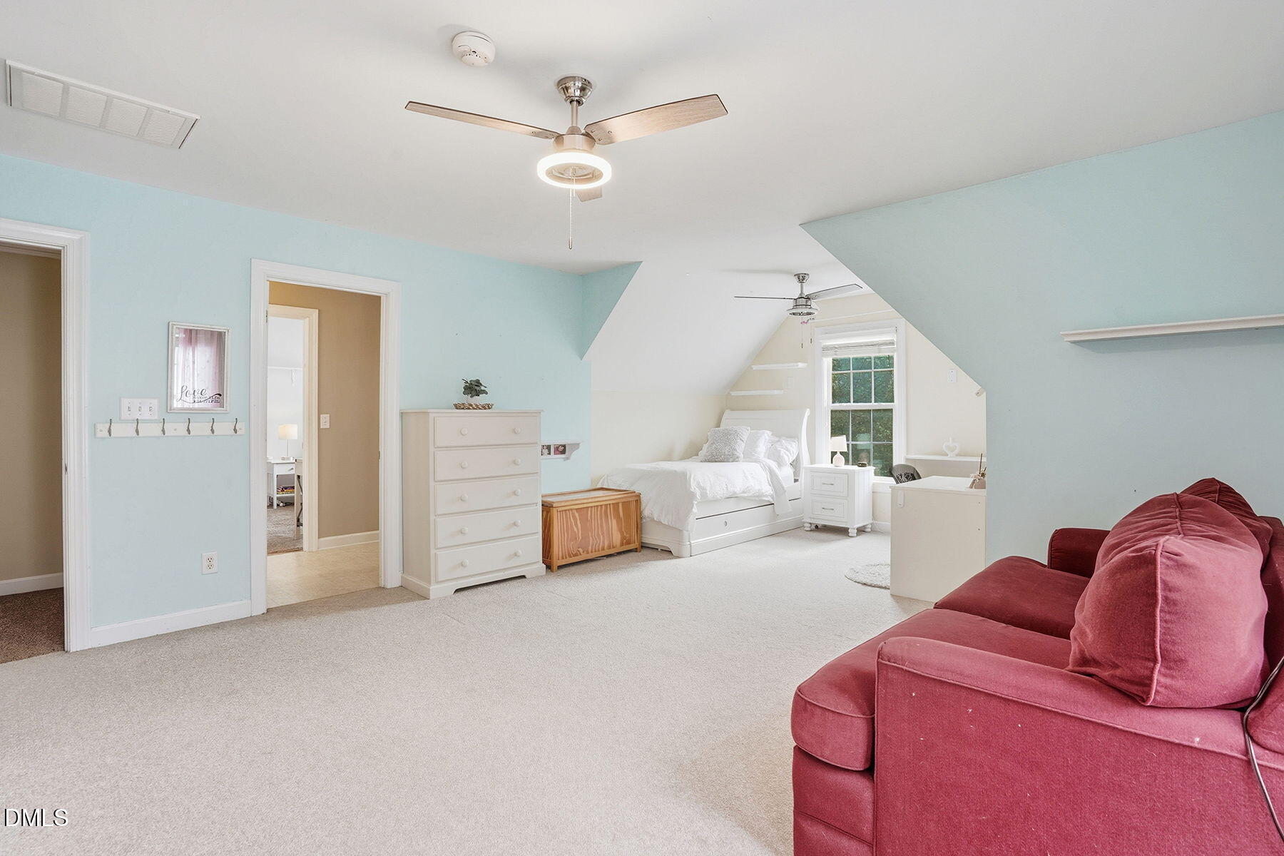 1012 Clatter Avenue Wake Forest, NC 27587 - Photo 28 of 34 a living room with furniture