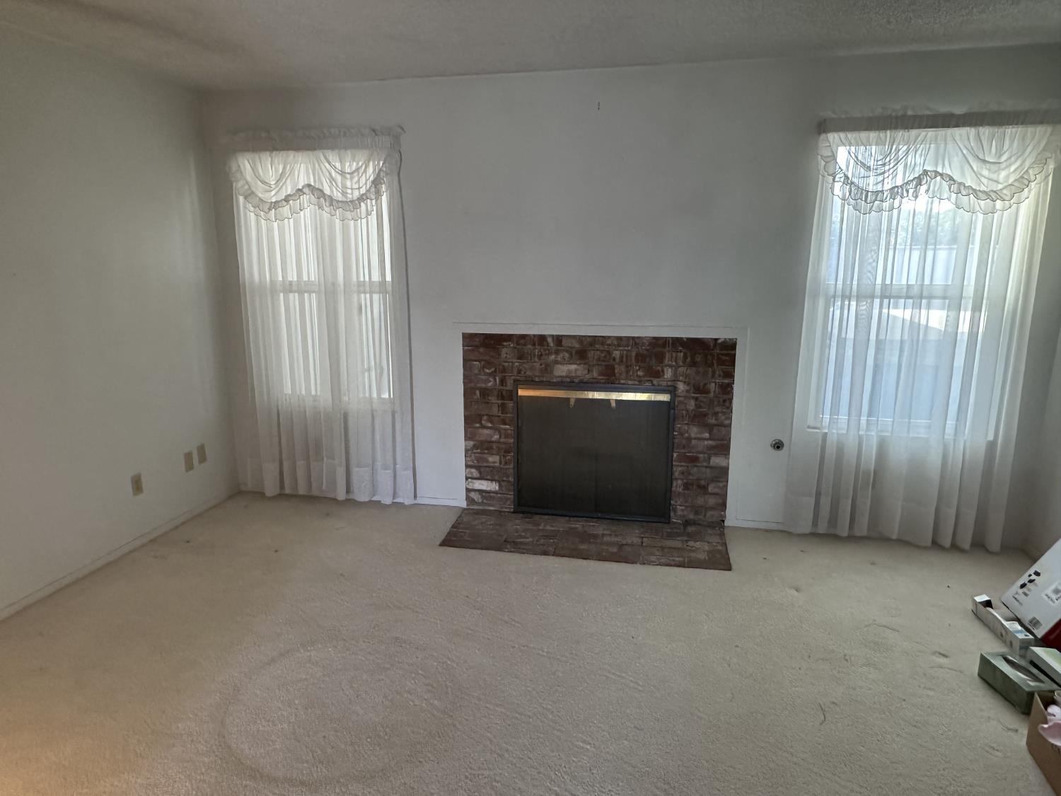 2308 Katy Lane Merced, CA 95340 - Photo 6 of 27