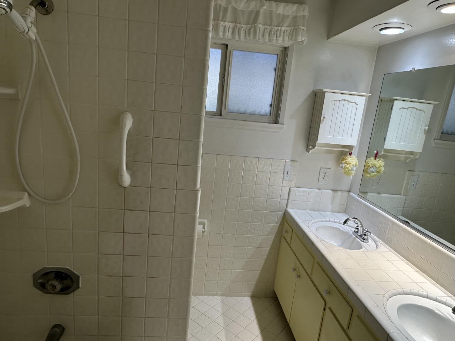 2308 Katy Lane Merced, CA 95340 - Photo 8 of 27