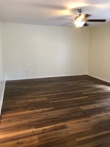 $2,000 | 15310 Glenwood Park Drive, Houston, TX 77095