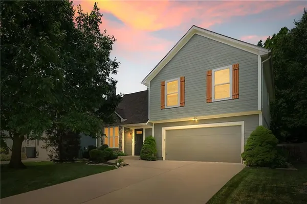 $365,000 | 16208 South Sunset Street, Olathe, KS 66062