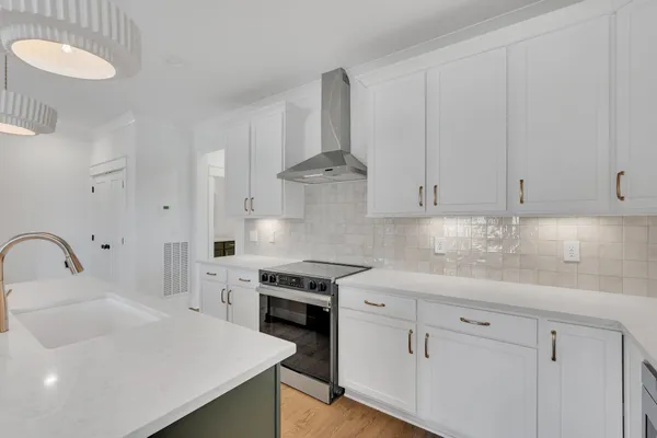$654,900 | 520 North Maple Street, Unit 1, Murfreesboro, TN 37130