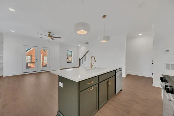 $654,900 | 520 North Maple Street, Unit 1, Murfreesboro, TN 37130