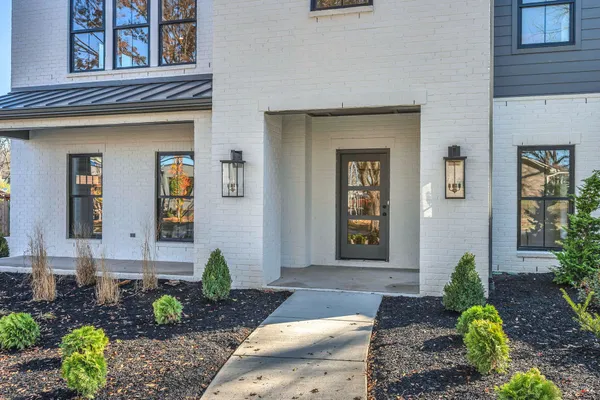 $654,900 | 520 North Maple Street, Unit 1, Murfreesboro, TN 37130