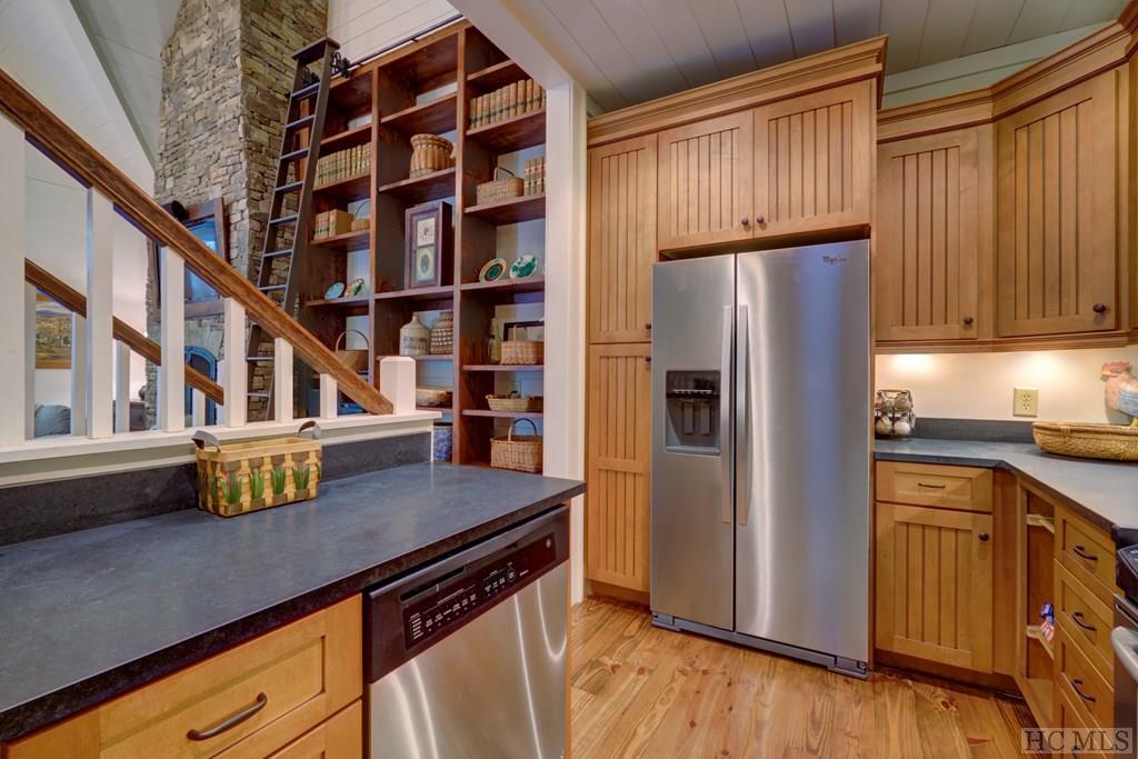171 B Arrowhead Cottage Road Highlands, NC 28741 - Photo 9 of 20 Gallery Image 9