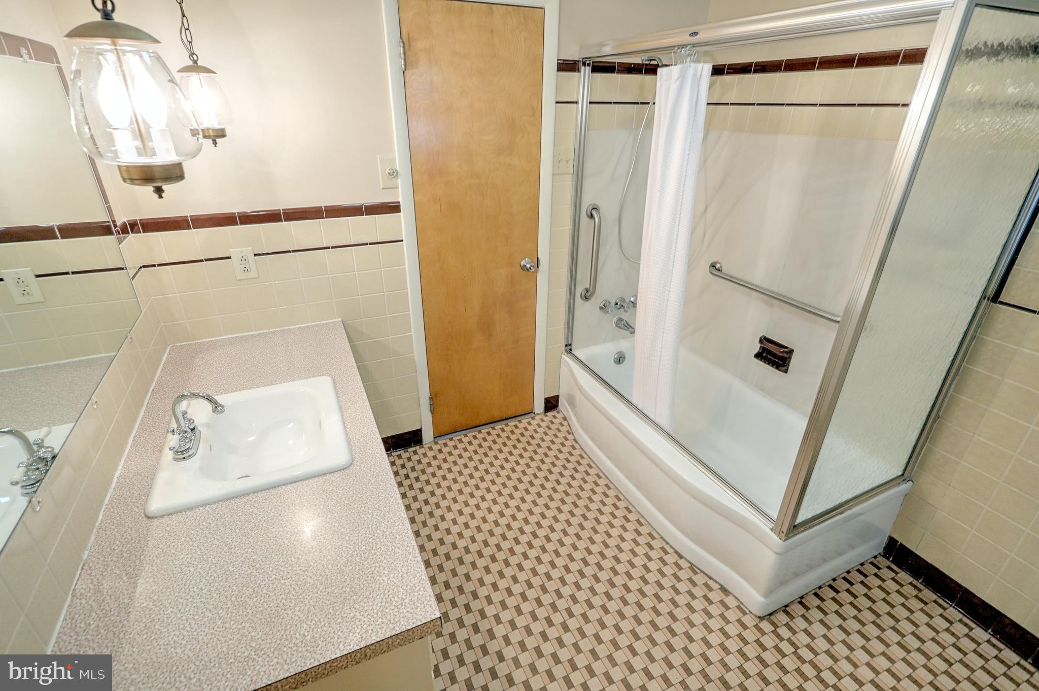 2330 Merrill Road York, PA 17403 - Photo 22 of 39