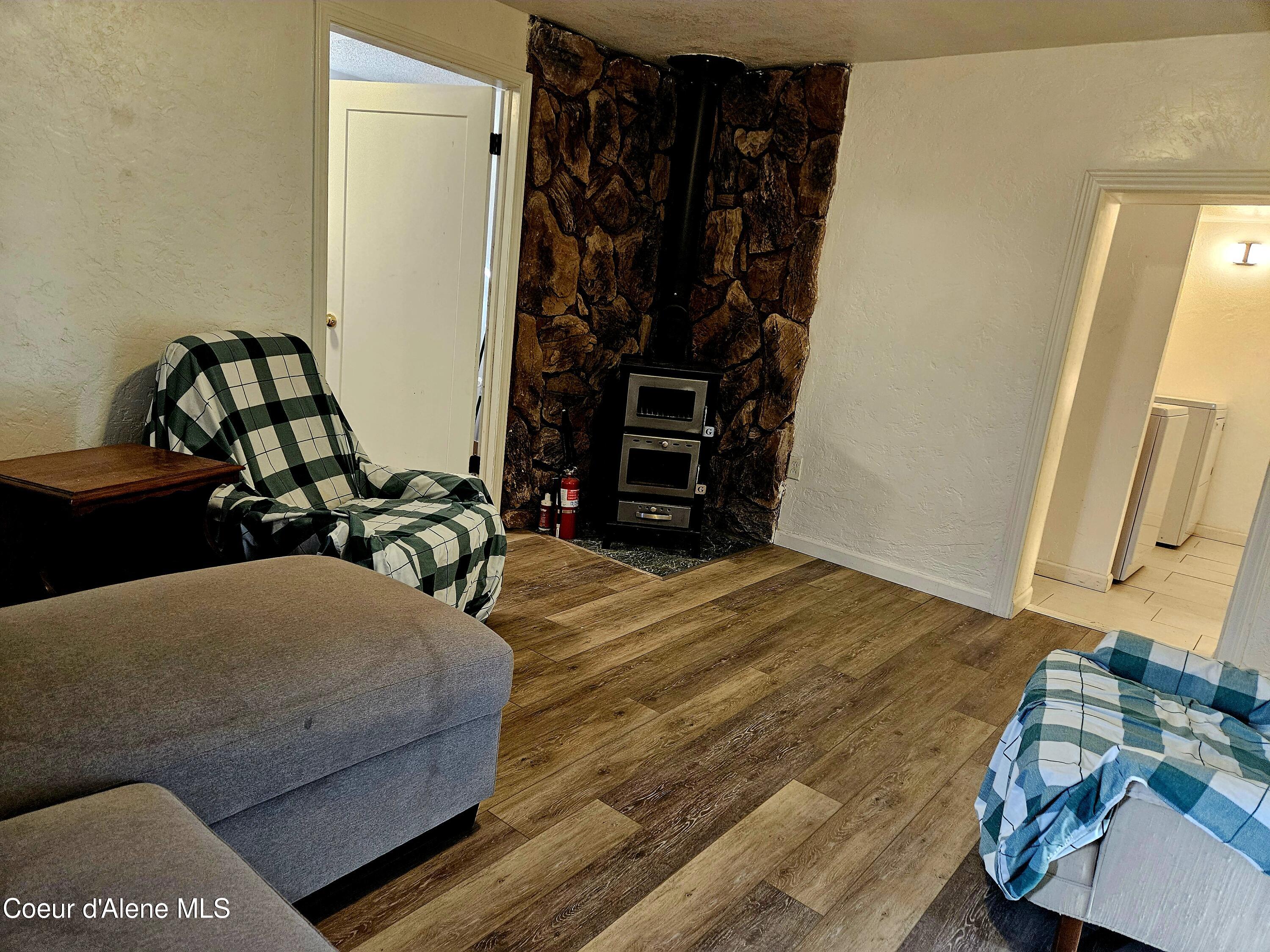 723 C Street Plummer, ID 83851 - Photo 4 of 22 20240307_083713