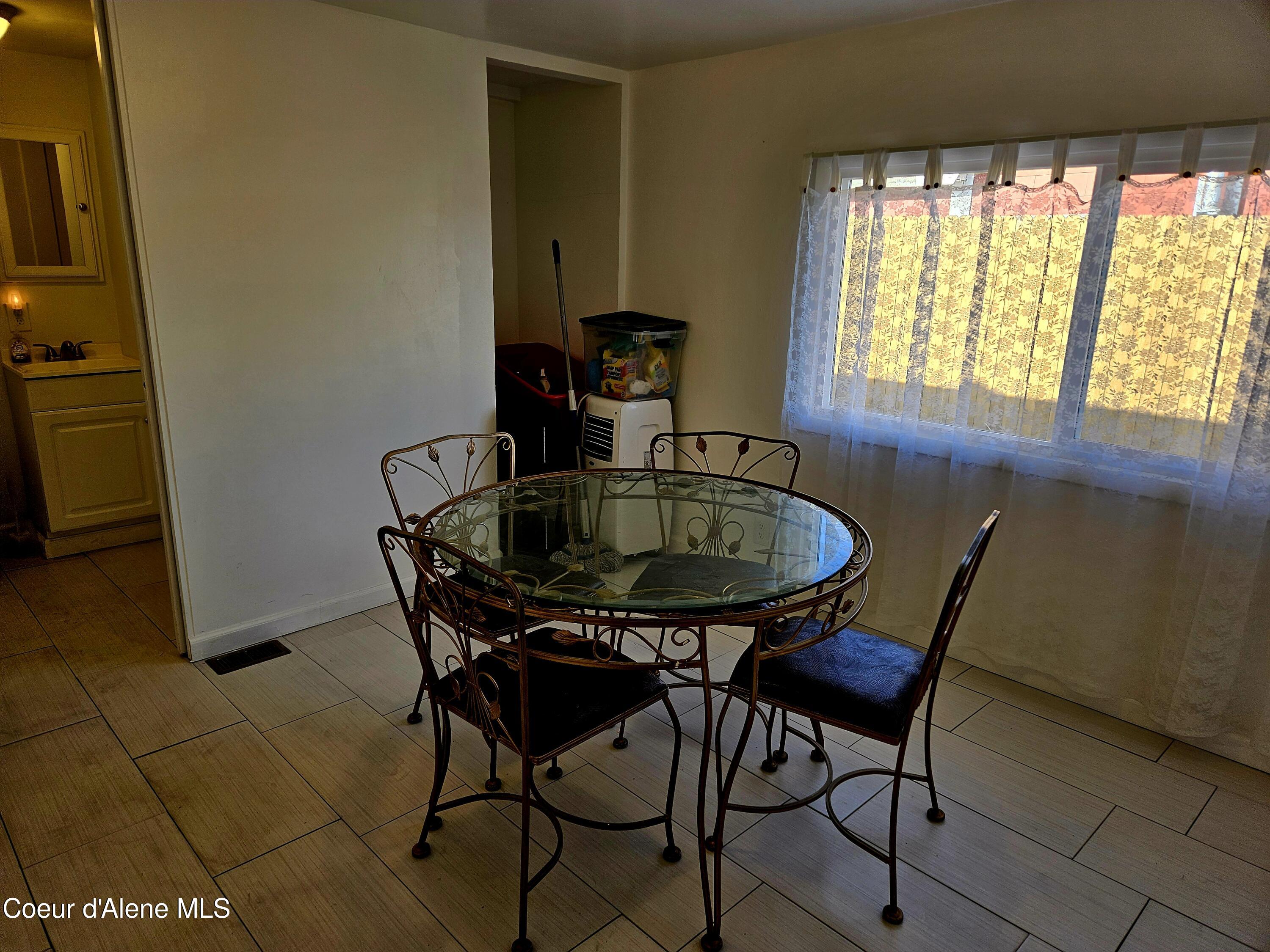 723 C Street Plummer, ID 83851 - Photo 9 of 22 20240307_083641