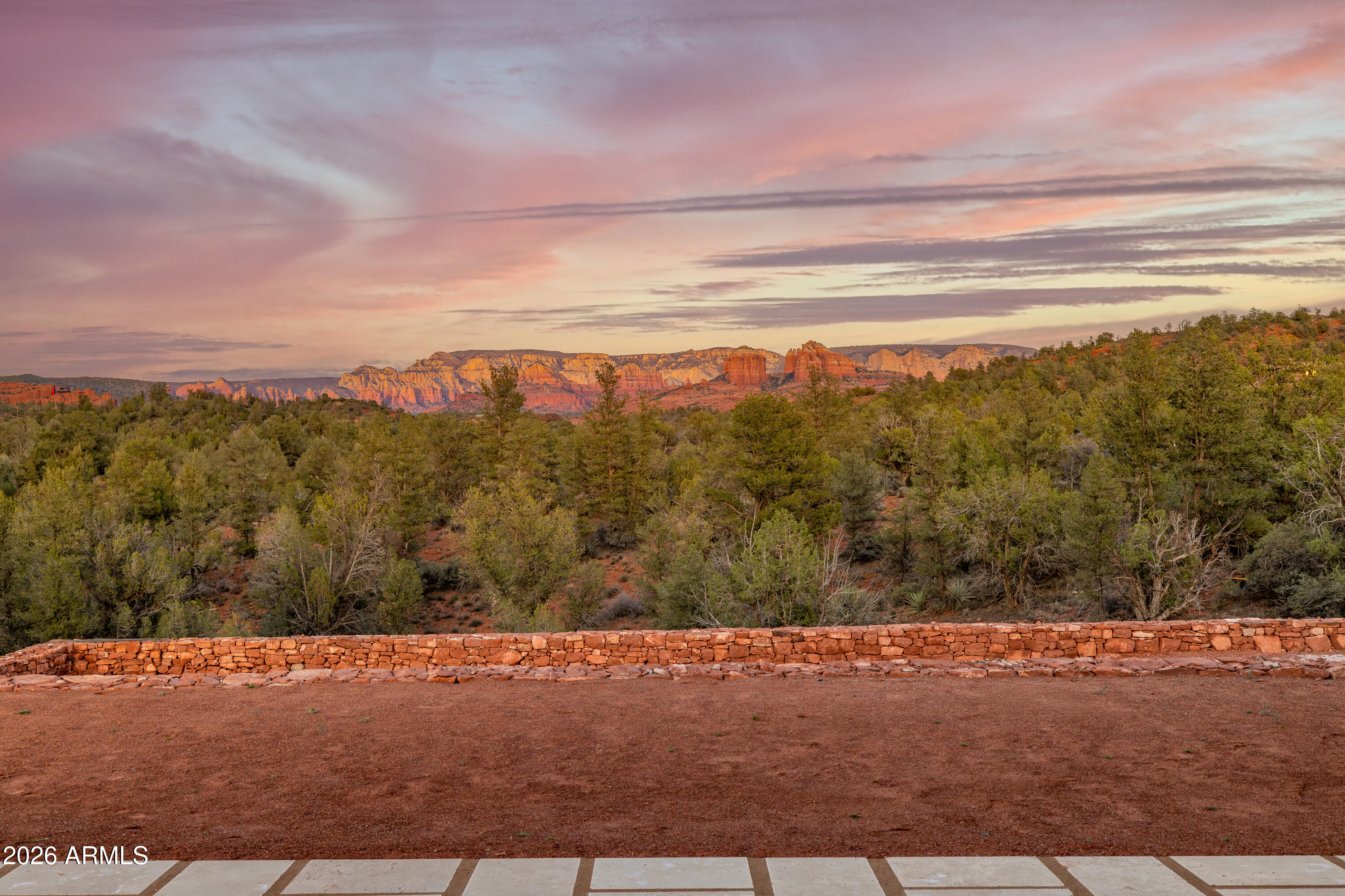 10 Amber Cliffs Way Sedona, AZ 86336 - Photo 15 of 60 Cathedral Rock