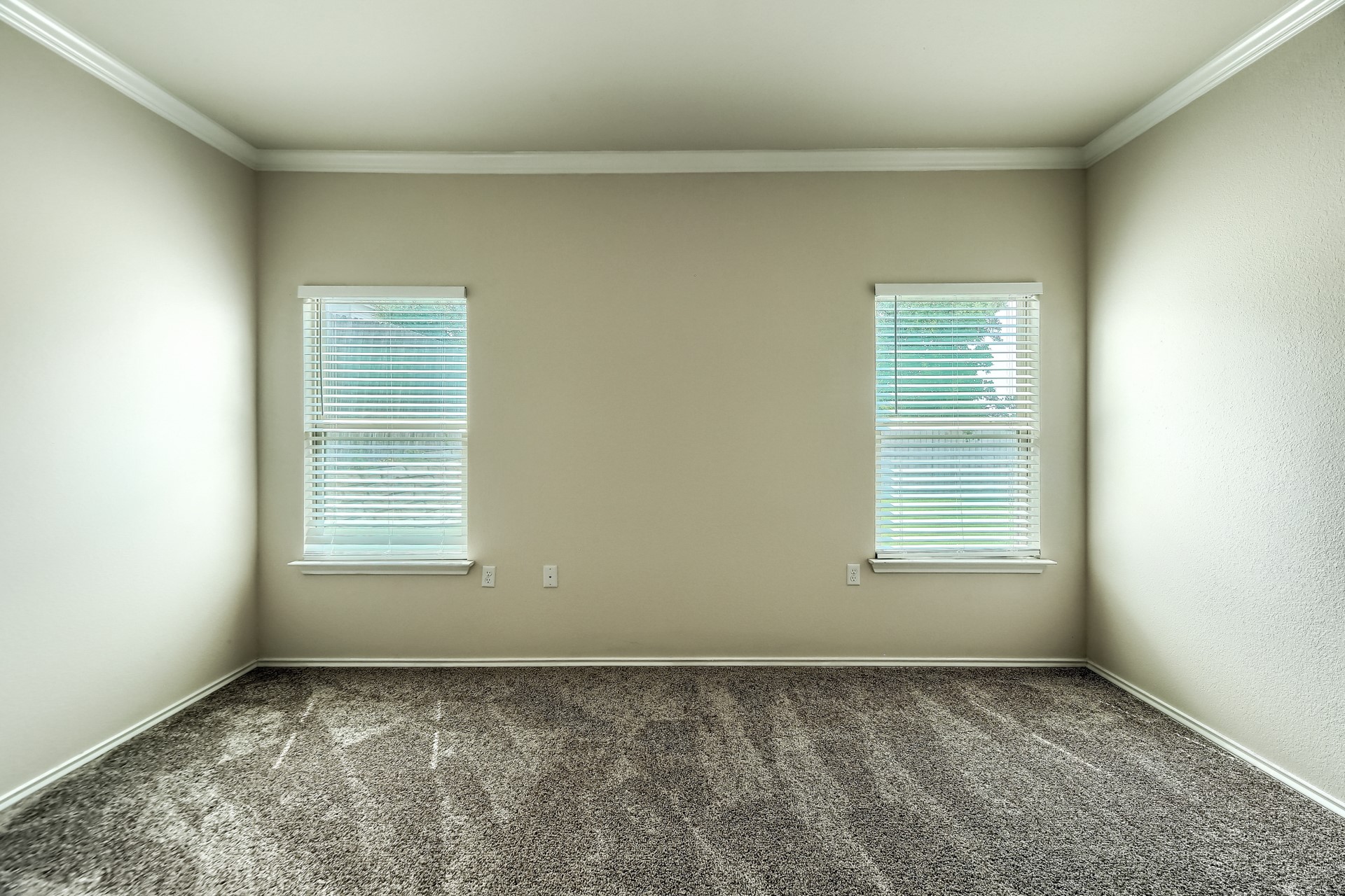 10001 Pinnacle Crest Loop Austin, TX 78747 - Photo 18 of 39