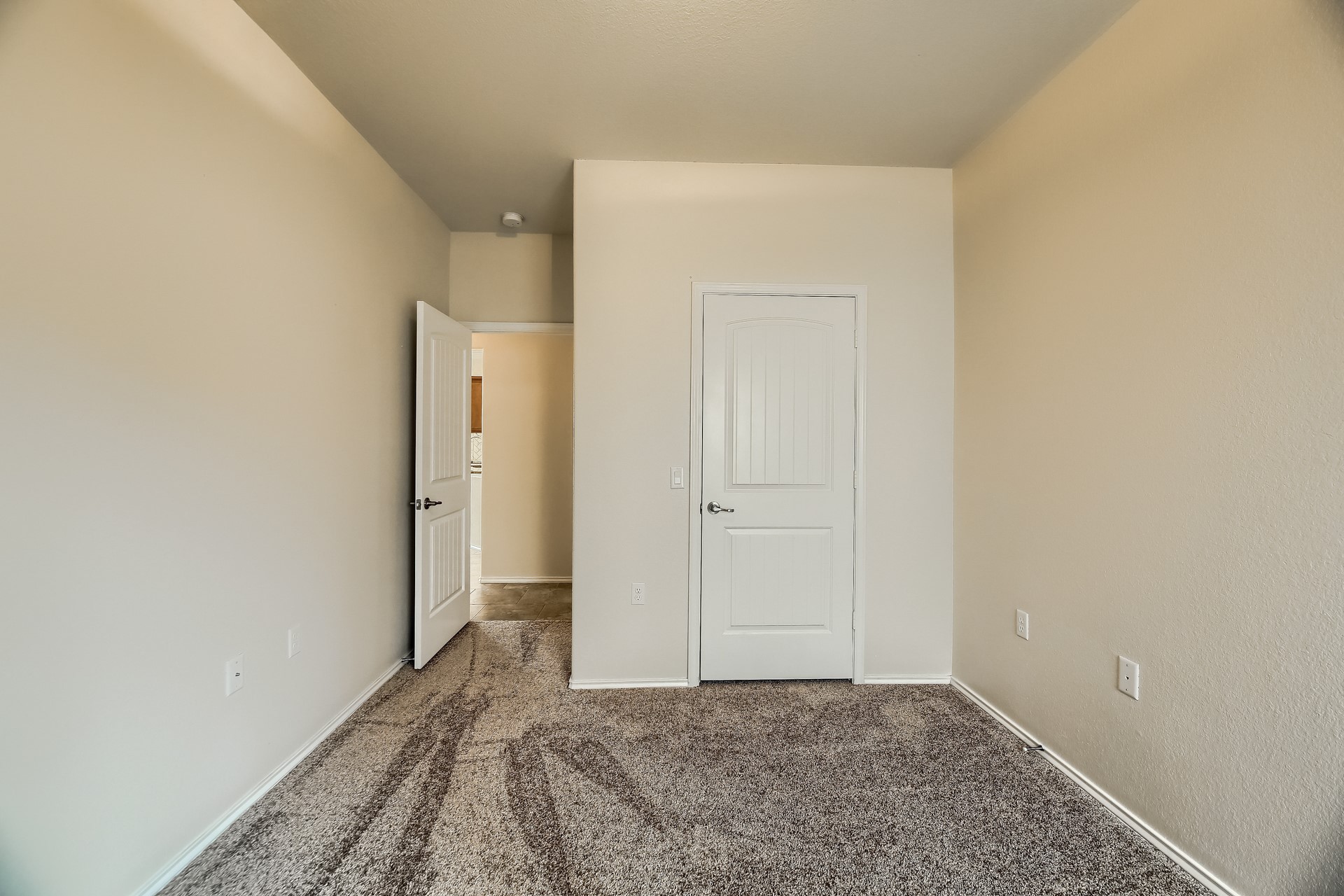 10001 Pinnacle Crest Loop Austin, TX 78747 - Photo 26 of 39