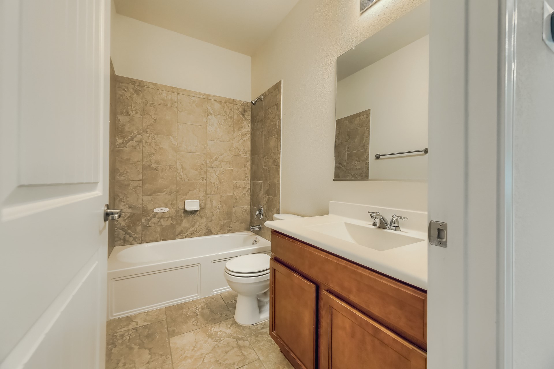 10001 Pinnacle Crest Loop Austin, TX 78747 - Photo 32 of 39