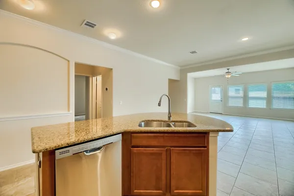 $2,495 | 10001 Pinnacle Crest Loop, Austin, TX 78747