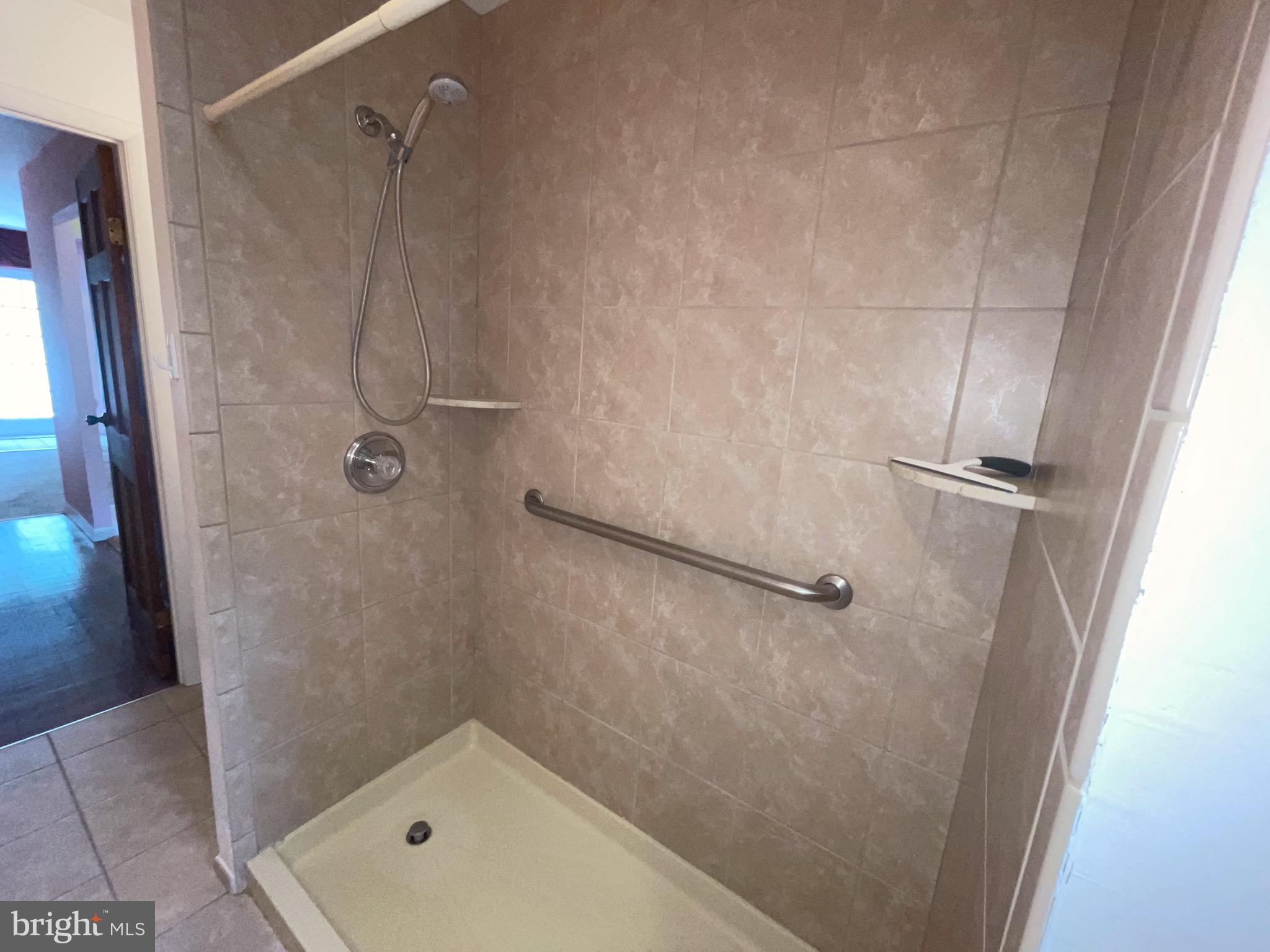 505 Deer Road Cherry Hill, NJ 08034 - Photo 10 of 23 Full shower on first floor