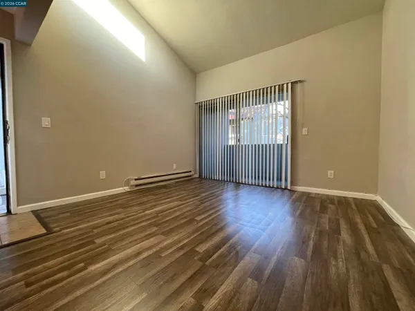 $2,400 | 1333 North Camino Alto, Unit 273, Vallejo, CA 94589