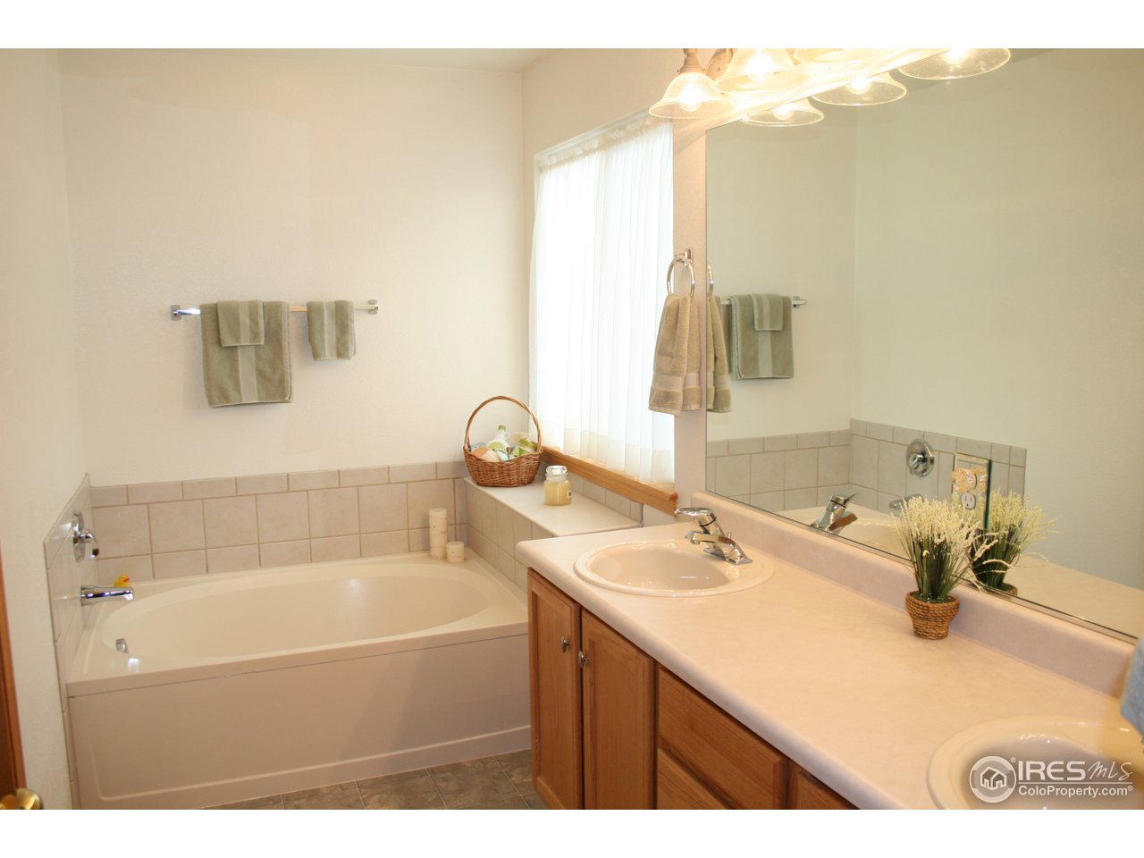 2245 Westchase Road Fort Collins, CO 80528 - Photo 11 of 18 Gallery Image 11