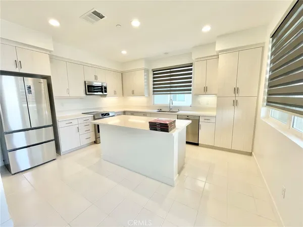 $3,500 | 480 Shelby Lane, Covina, CA 91723