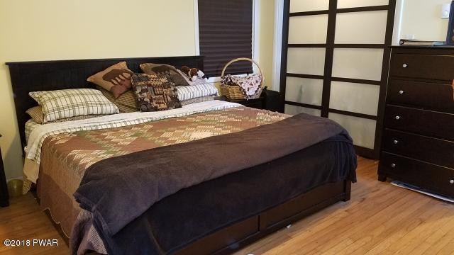 1758 Rt 590 Hawley, PA 18428 - Photo 6 of 18