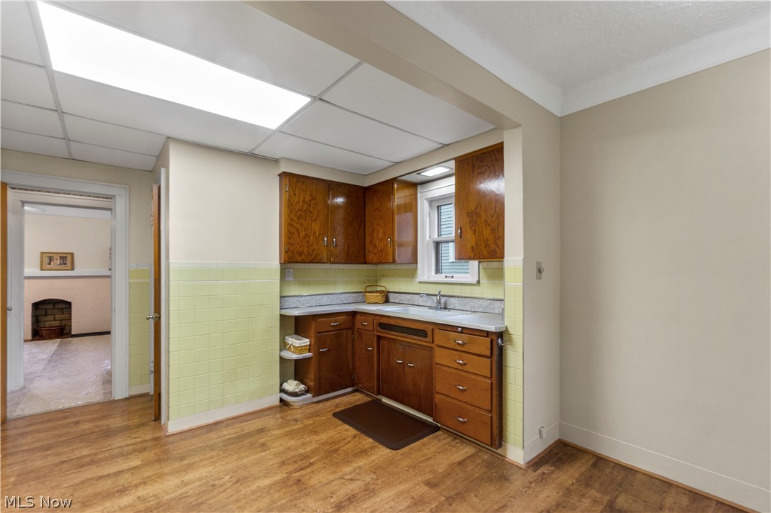 906 Cambridge Road Cleveland Heights, OH 44121 - Photo 7 of 23