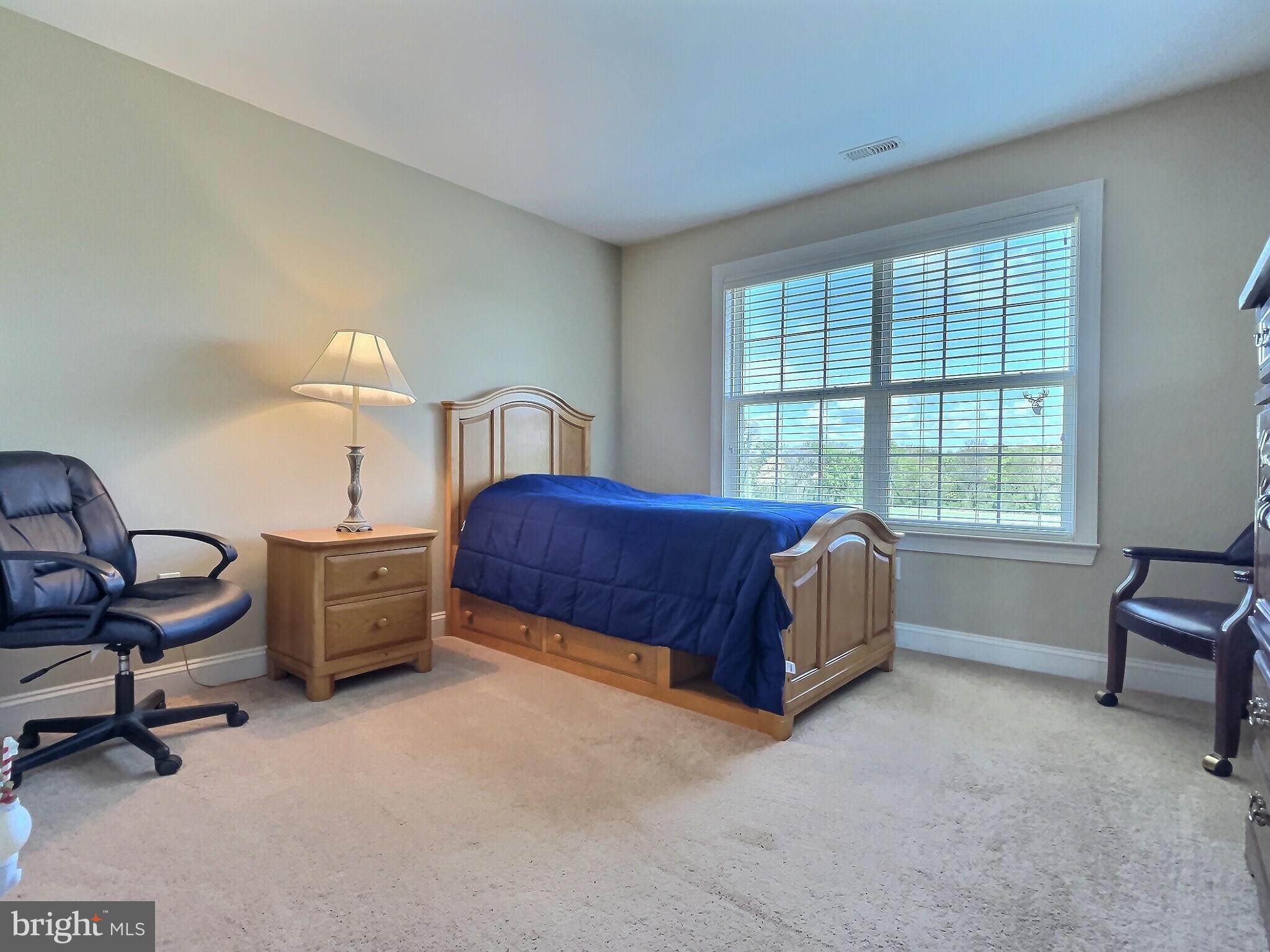 44 Waverly Drive Columbus, NJ 08022 - Photo 35 of 64 Bedroom 4