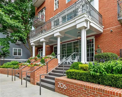 $624,000 | 206 11th Street Northeast, Unit 604, Atlanta, GA 30309