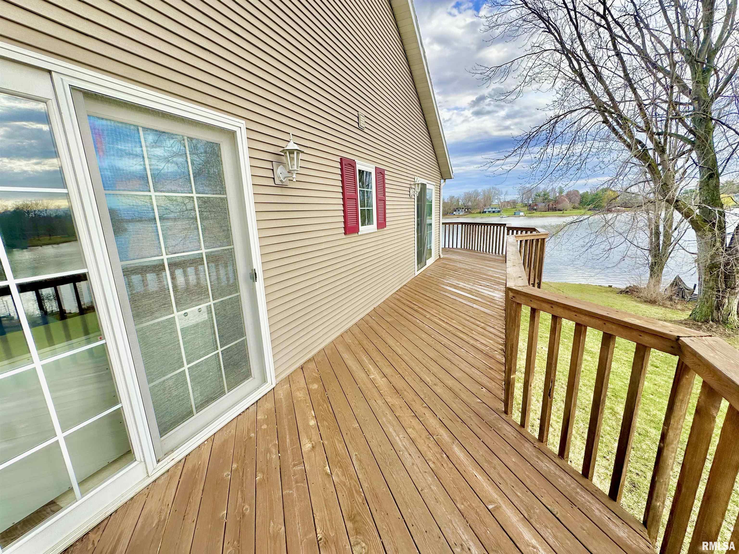 314 Lakeview Drive Avon, IL 61415 - Photo 12 of 80