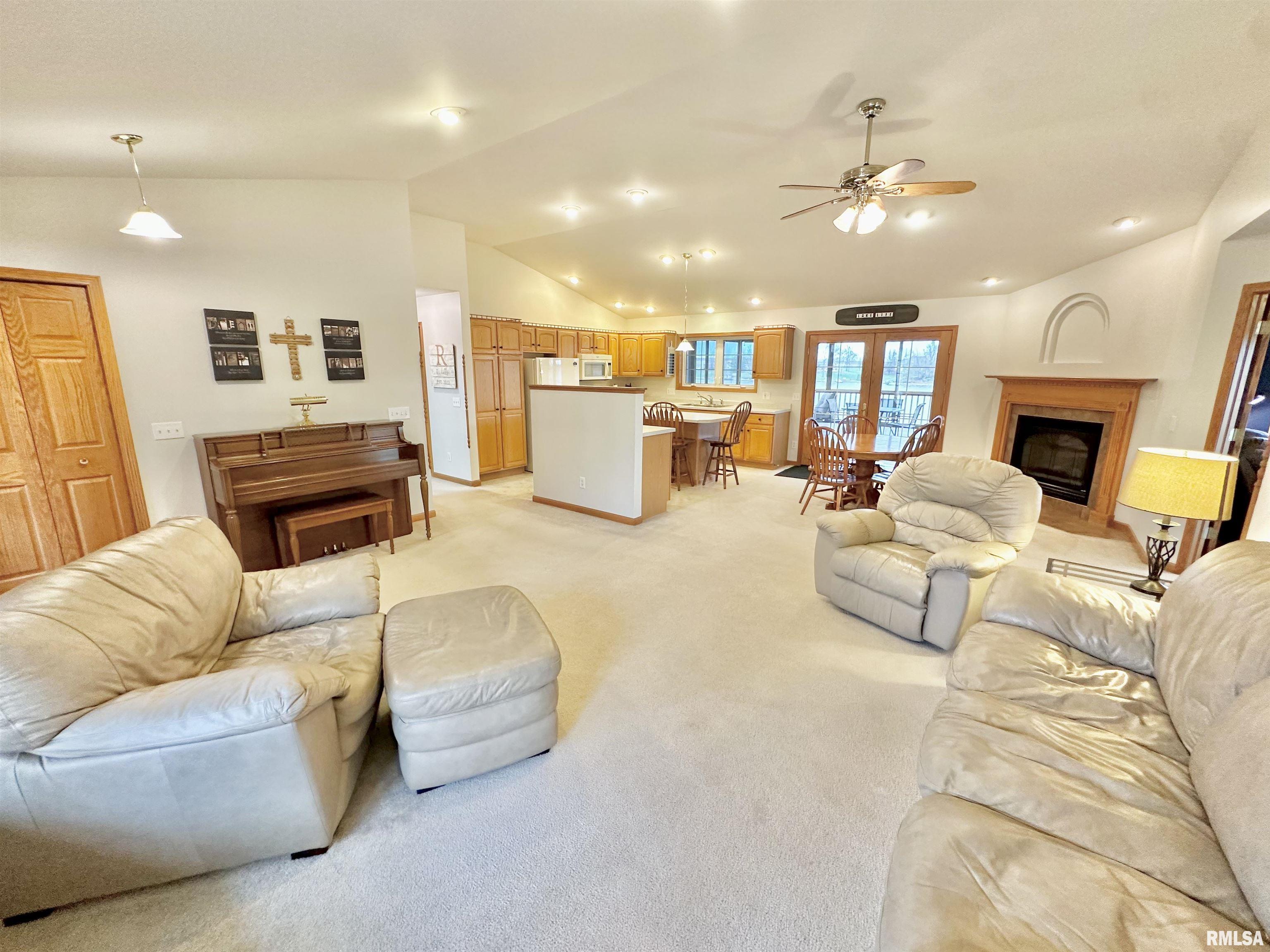 314 Lakeview Drive Avon, IL 61415 - Photo 39 of 80