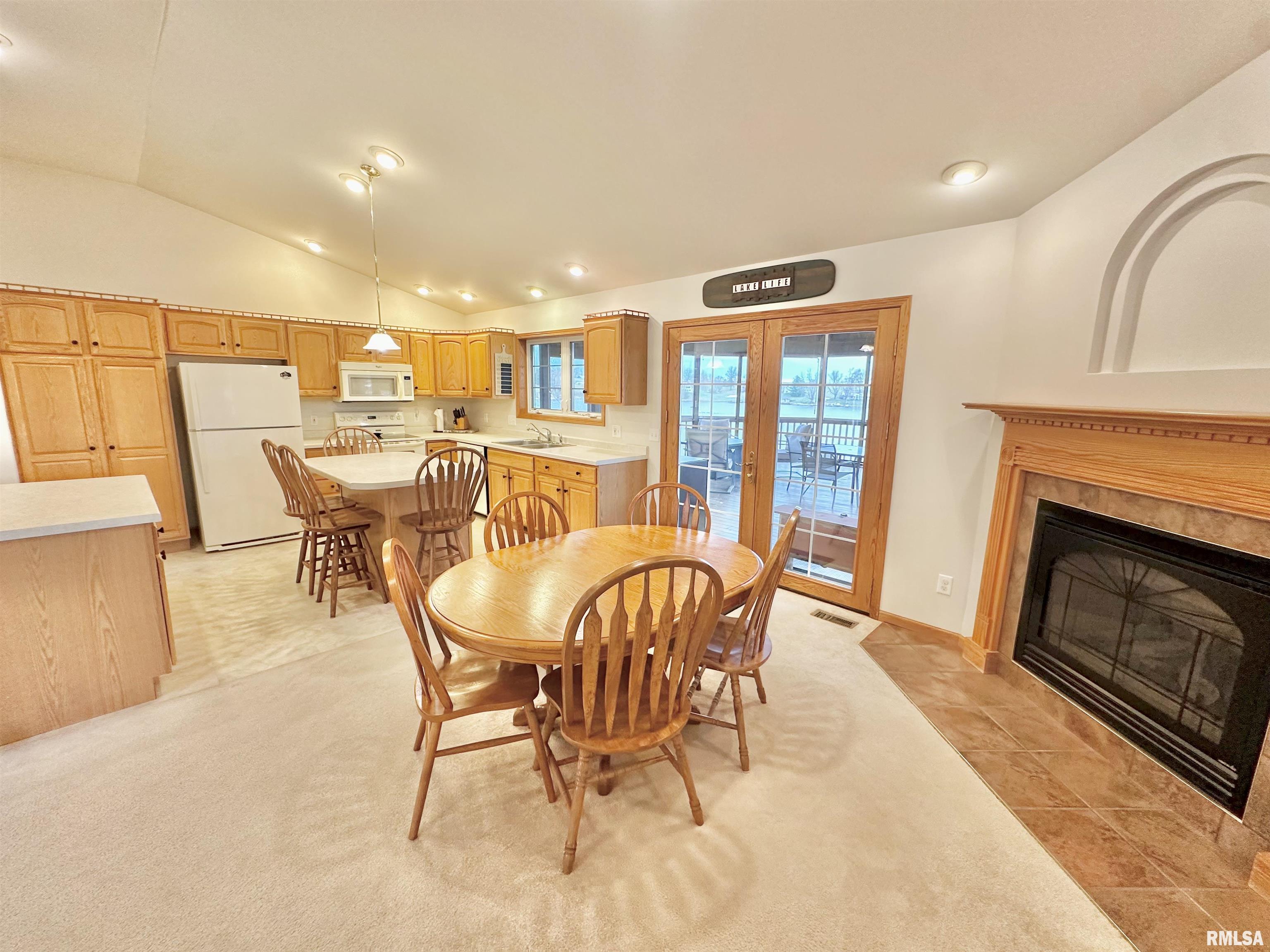 314 Lakeview Drive Avon, IL 61415 - Photo 46 of 80