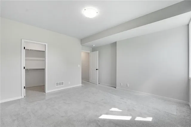 $850,000 | 2127 Northwest Killarney Lane, Lee's Summit, MO 64081