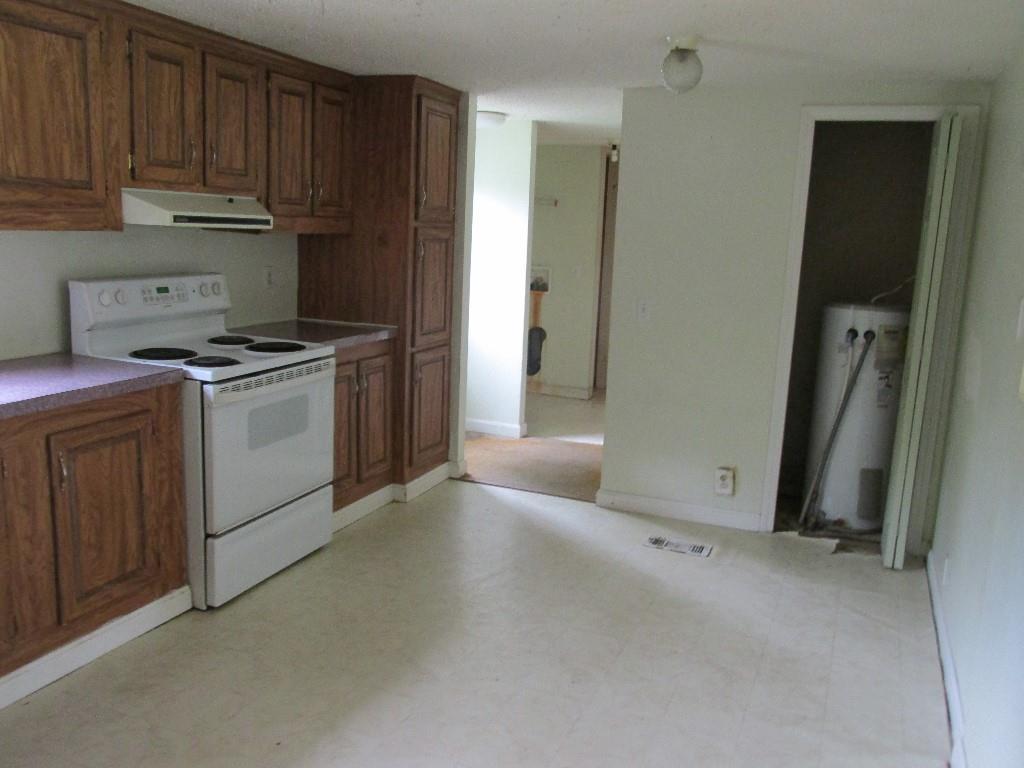 644 Grant Road Corinth, ME 04427 - Photo 3 of 29 Photo